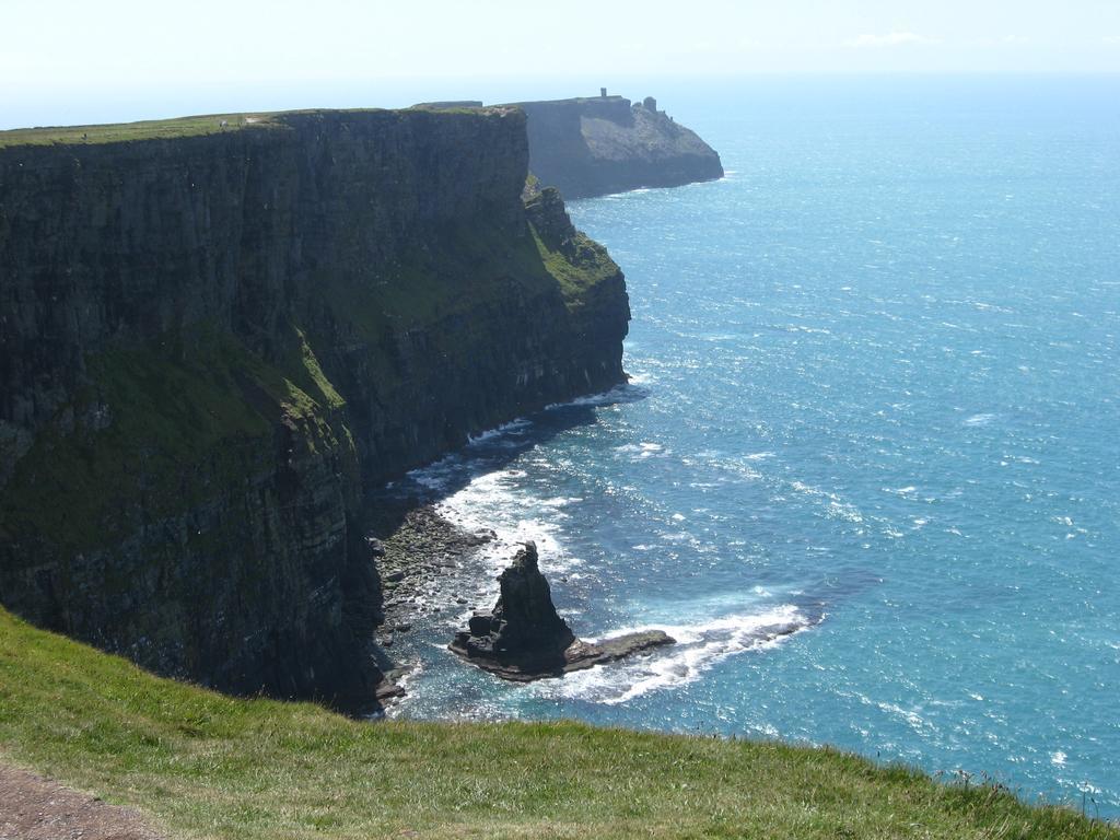 O'Learys Lodge Doolin Εξωτερικό φωτογραφία